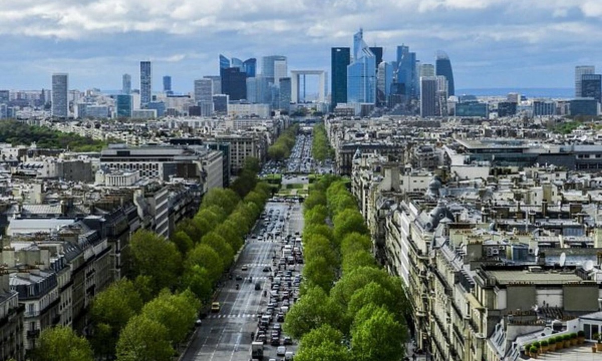 Gambetta Apartment | 1 Bedroom Deluxe Apartment In La Défense Paris