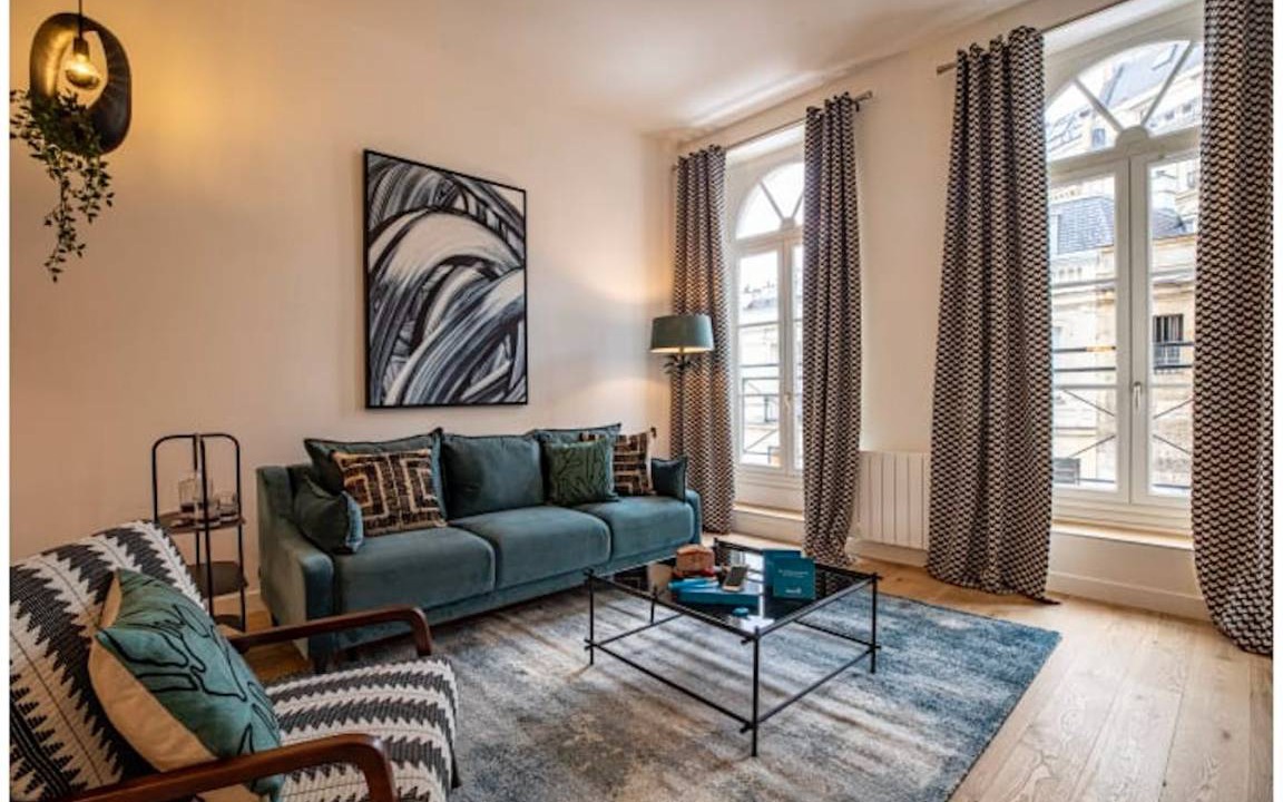 Archives Apartment | 108 m² Apartment ∙ 3 bedrooms ∙ 6 guests