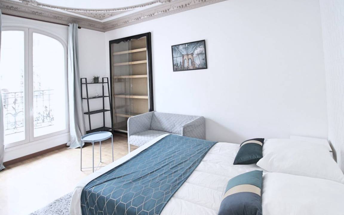 12th Arrondissement Resort | 108 m² Private room ∙ 1 bedroom ∙ 5 guests