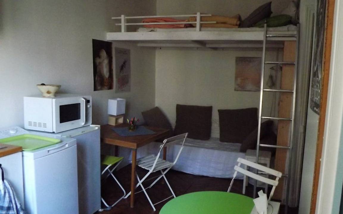 Quartier Saint-Georges Apartment | 15 m² Apartment ∙ 1 guest