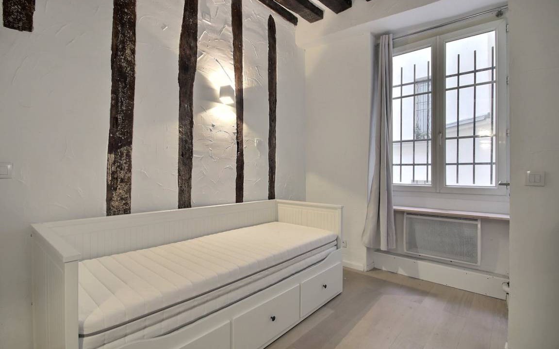 Archives Apartment | 15 m² Apartment ∙ 1 guest