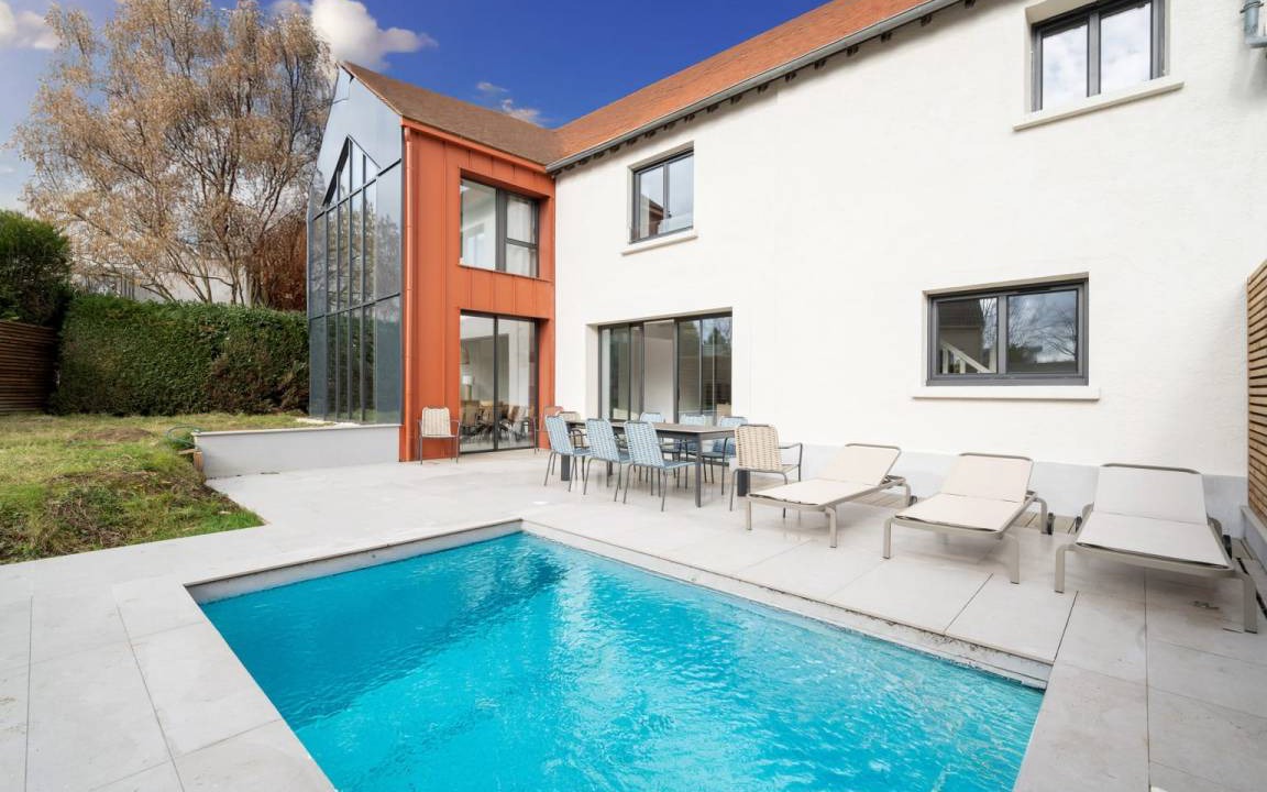 Magny-le-Hongre Villa | 165 m² Villa ∙ 4 bedrooms ∙ 10 guests
