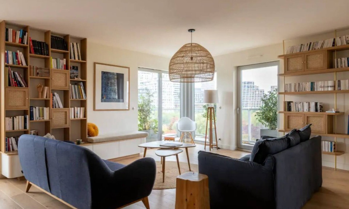 Epinettes Apartment | 2 Bedroom Apartment in Paris