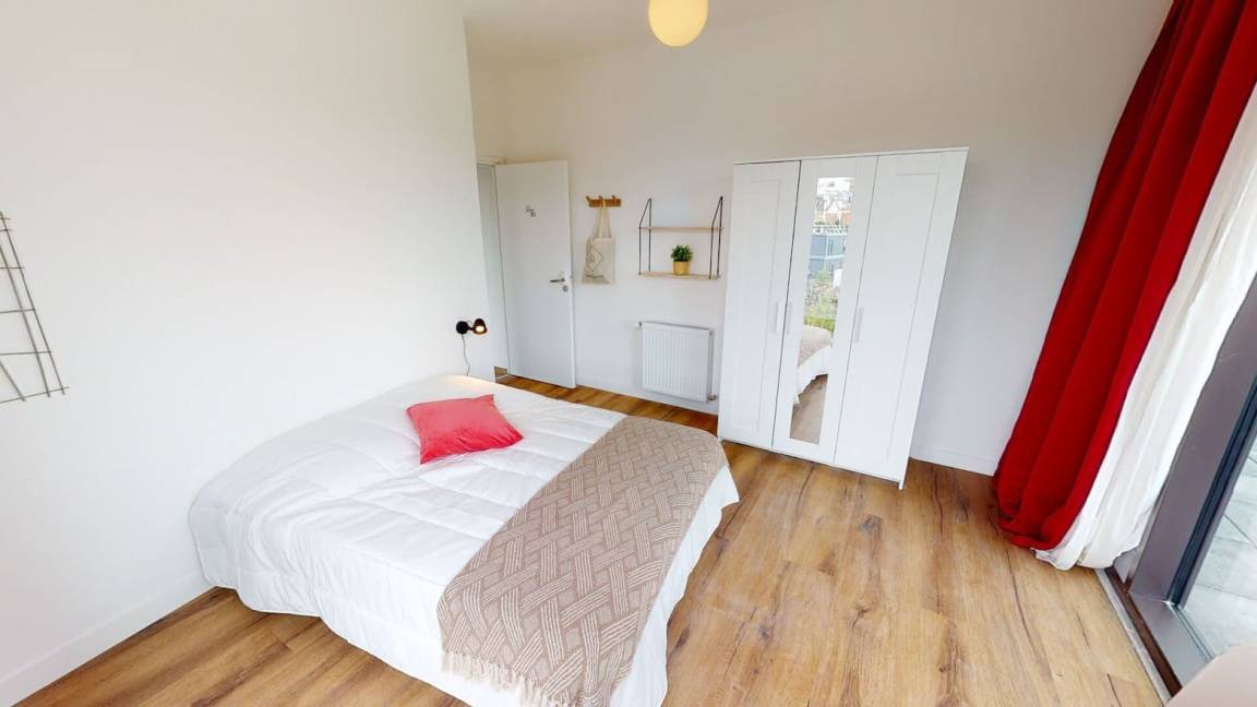 Asnieres-sur-Seine Resort | 279 m² Private room ∙ 1 bedroom ∙ 1 guest