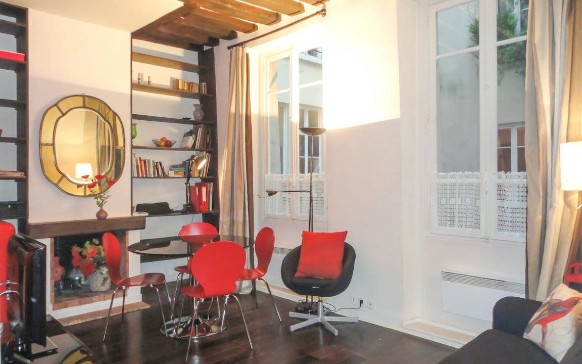 Arts-et-Metiers Apartment | 35 m² Apartment ∙ 1 bedroom ∙ 2 guests