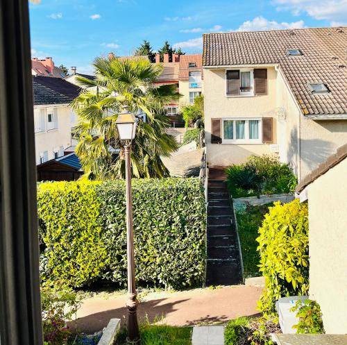 Roissy-en-France Bed & Breakfast | 35 m² Bed and breakfast ∙ 1 bedroom ∙ 6 guests