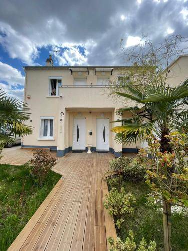 Montevrain Apartment | 37 m² Apartment ∙ 2 bedrooms ∙ 6 guests