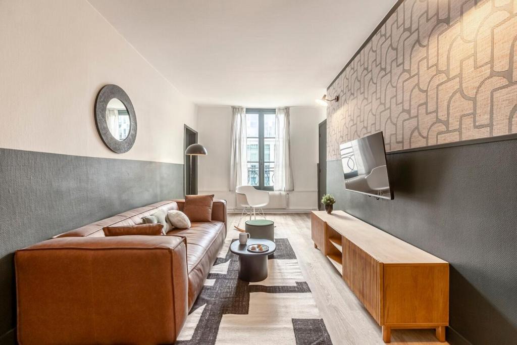 Vivienne Apartment | 42#Opera #Louvre #Paris02 #2bedrooms #AC