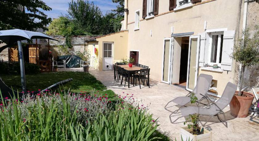 Saint-Germain-sur-Morin Bed & Breakfast | 50 m² Bed and breakfast ∙ 8 guests