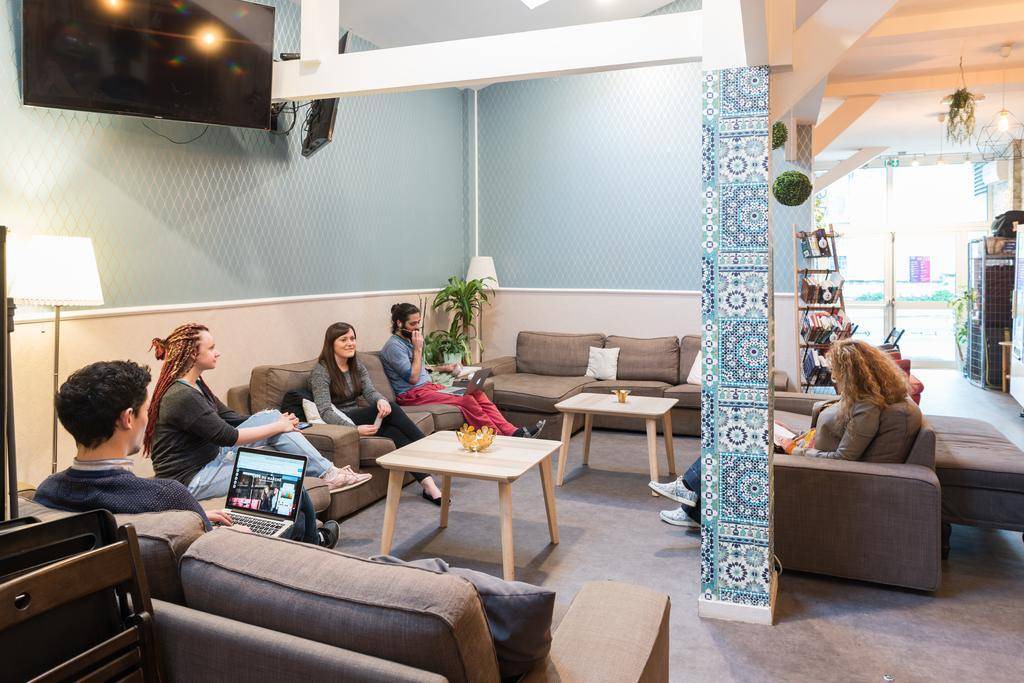 Petit-Ivry Hostel | 50 m² Hostel ∙ 20 guests