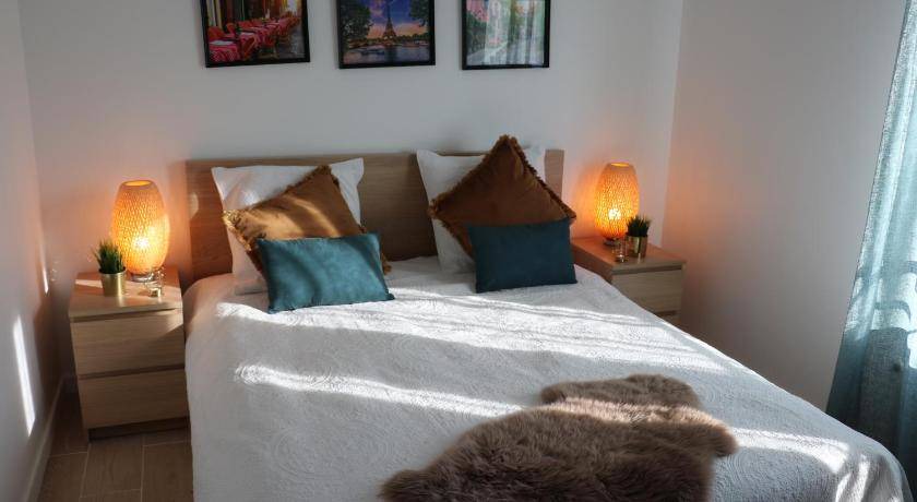 Noisy-le-Grand Apartment | 55 m² Serviced apartment ∙ 7 guests