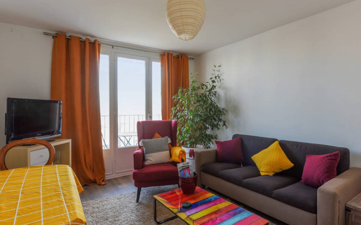 Clichy Apartment | 70 m² Apartment ∙ 2 bedrooms ∙ 5 guests