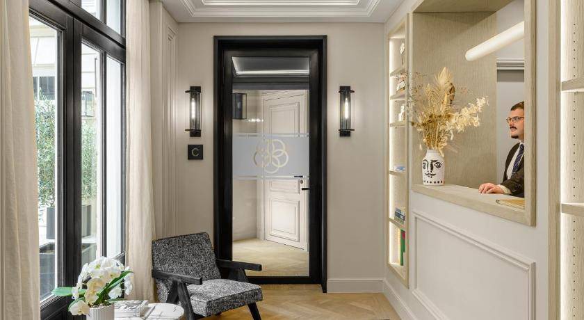 Champs-Elysees Apartment | 70 m² Serviced apartment ∙ 2 bedrooms ∙ 7 guests