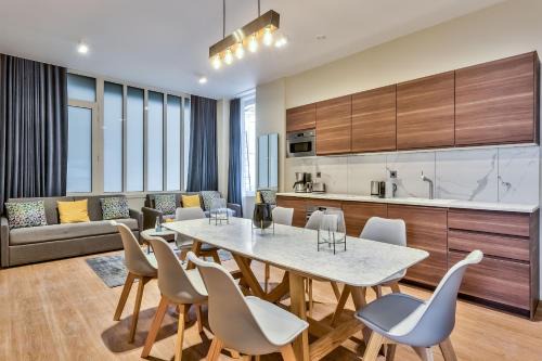 Enfants-Rouges Apartment | 77 - Urban Sublime Le Marais