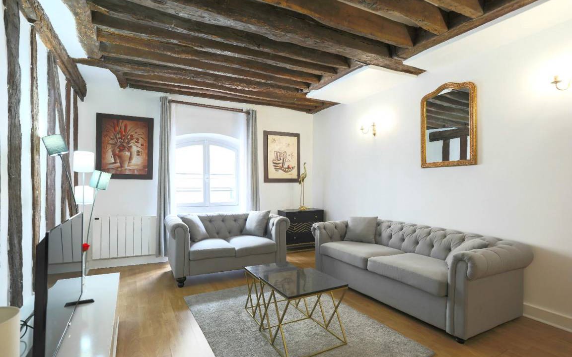 Saint-Merri Apartment | 80 m² Apartment ∙ 2 bedrooms ∙ 6 guests