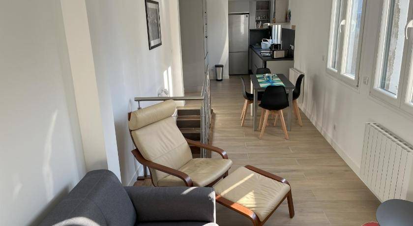 Le Plateau House | 80 m² House ∙ 2 bedrooms ∙ 4 guests
