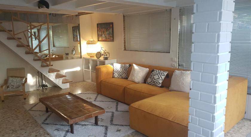 Chalifert House | 90 m² House ∙ 2 bedrooms ∙ 5 guests