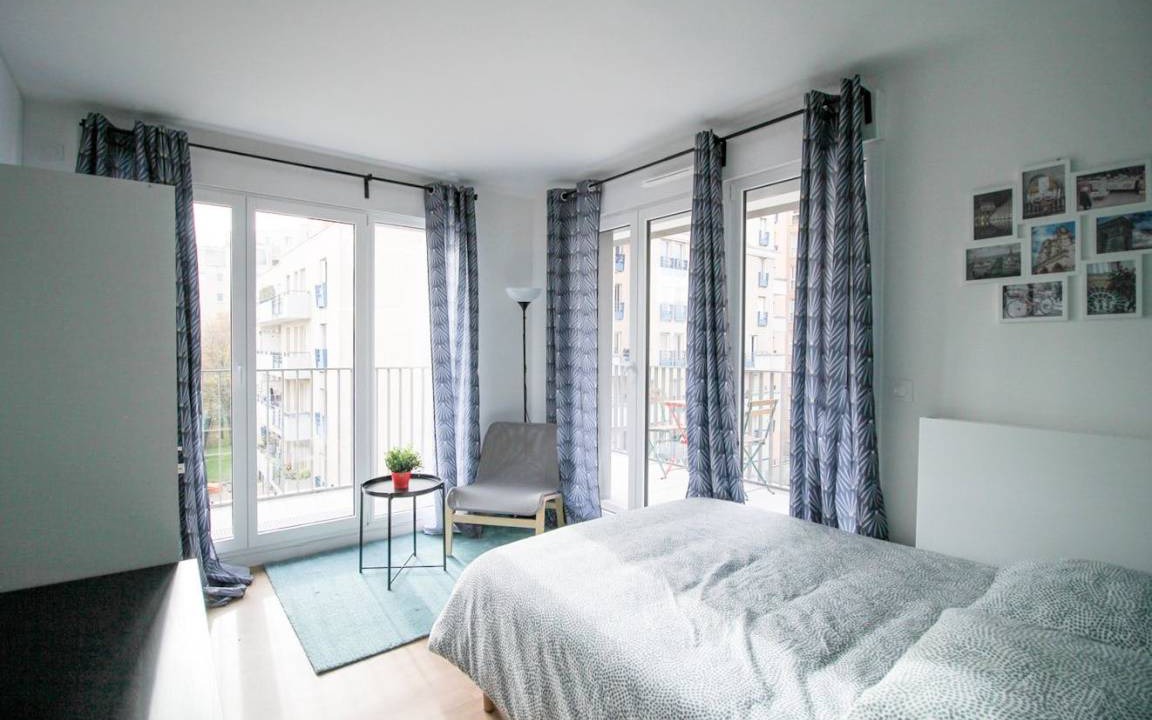 Clichy Resort | 90 m² Private room ∙ 1 bedroom ∙ 5 guests