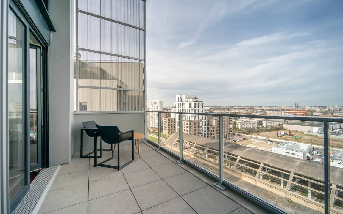 Asnieres-sur-Seine Apartment | 93 m² Apartment ∙ 4 bedrooms ∙ 8 guests