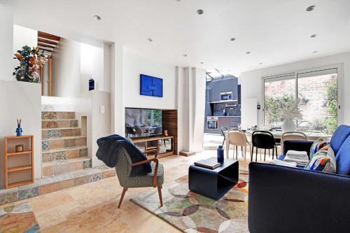 Quartier Sainte-Avoye Apartment | Amazing apartment 10P3BR Beaubourg - Centre de Paris