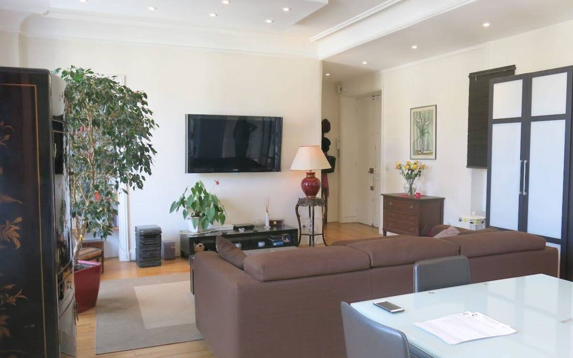Les Lilas Apartment | Apartment ∙ 1 bedroom ∙ 4 guests