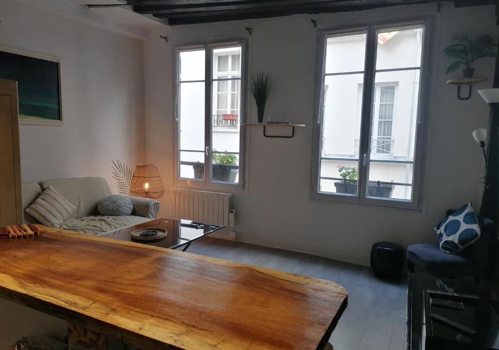 Saint-Merri Apartment | Appartement St Martin