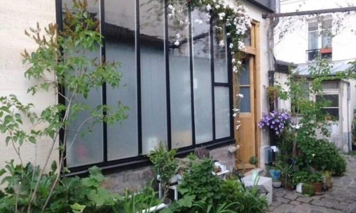 Quartier Sainte-Marguerite Apartment | Atelier d'artiste/artist loft/35m2