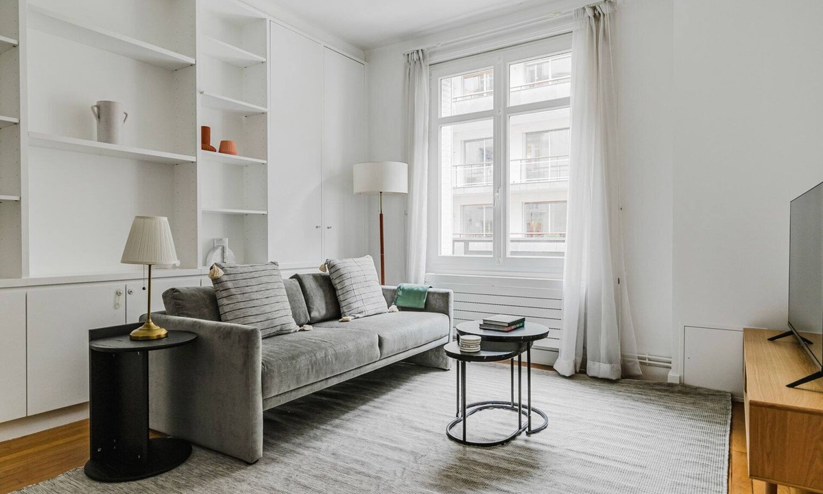 Passy Apartment | Blueground | Trocadero, elevator & w/d, nr Eiffel