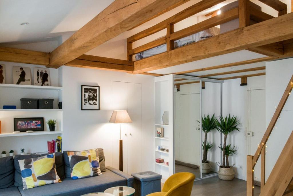 Val-de-Grace Apartment | Calm and atypical studio close to Quartier Latin in Paris - Welkeys
