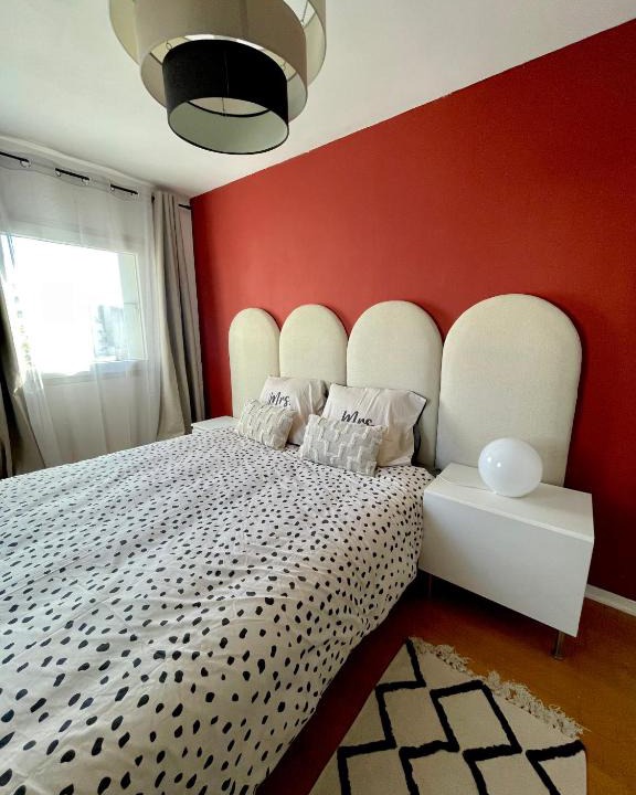 Saint-Denis House | Chambre d'hôte Luxe Porte de Paris Stade de France