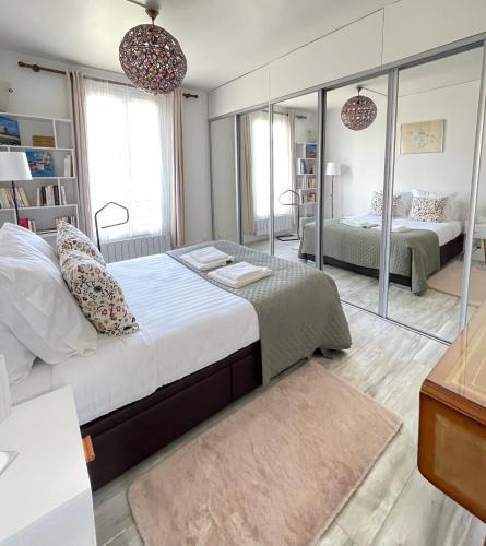 Le Kremlin-Bicetre Apartment | Charmant 2 pièces, Paris Porte d'Italie Métro Lignes 7 et 14, Tramway Ligne T3a