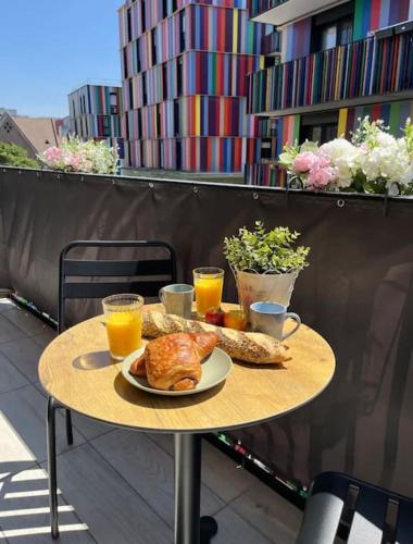 La Courneuve Apartment | Charmant appartement avec balcon proche de Paris