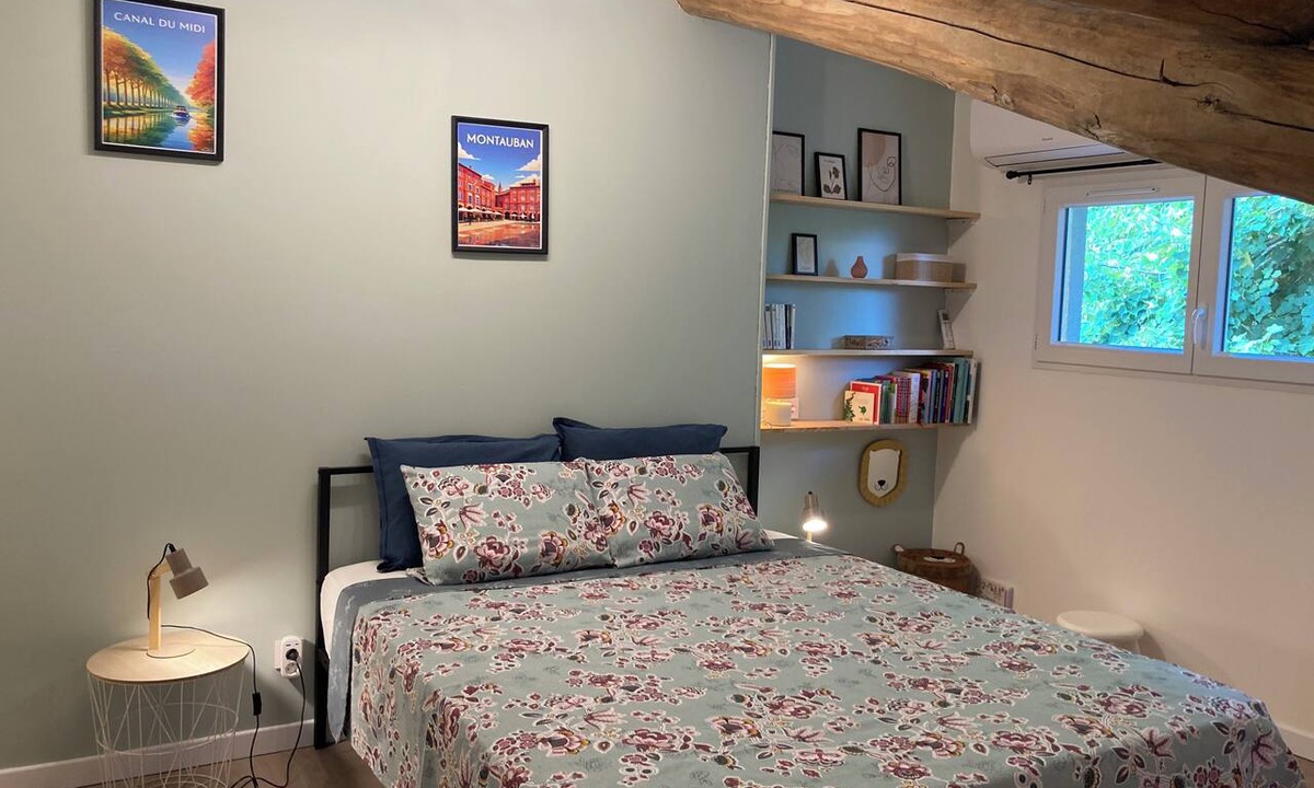 Montech House | Charming Accommodations in Downtown Montech