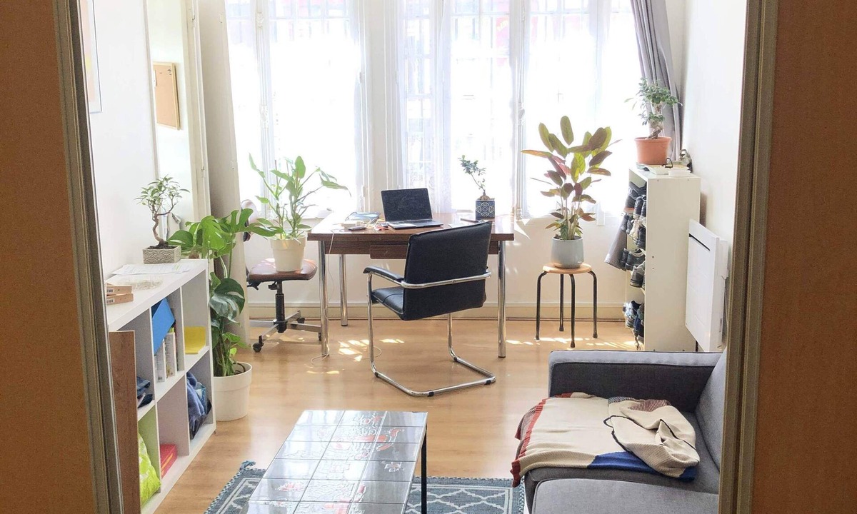 Combat Apartment | Charming apartment in Canal Area - Central Paris - with WiFi