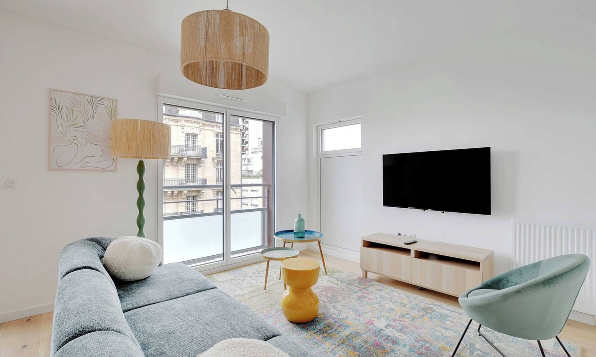Le Bois Porte de Nogent Apartment | Chic Duplex with Rooftop -3BD/6P- Nogent-sur-Marne