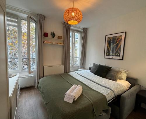 Epinettes Apartment | Clichy studio Getaway - C70