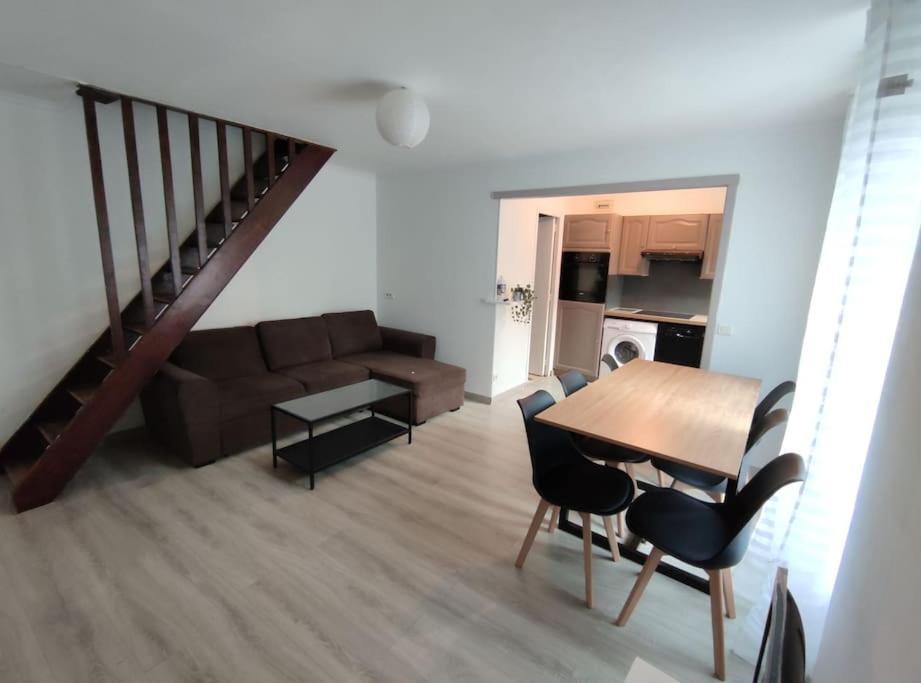Gonesse Apartment | Duplex Cosy