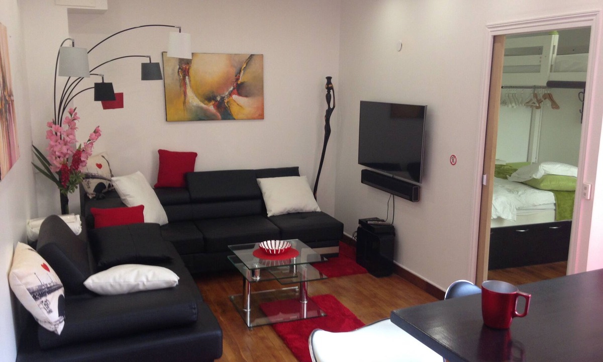 Passy Apartment | EIFFEL TOWER - Passy - DISCREET and LUXURY 35m2