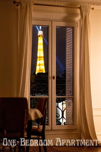 Chaillot Bed & Breakfast | Eiffel Tower view Rose, apartment #2