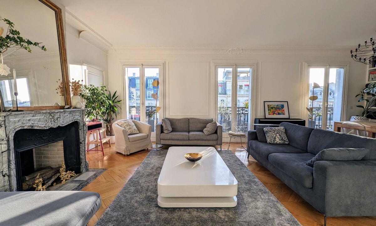 Madeleine Apartment | Familial apartment - Elysées district 110 M2, 3 BDR, 2 BA