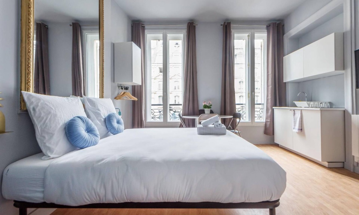 Quartier du Faubourg-Montmartre Apartment | Grands Magasins - Opéra 33 :cosy apt. for 4