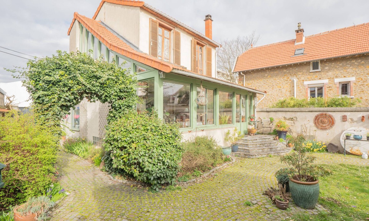 Adamville House | La Bohème ~ Maison de 100m² ~ Avec Jardin de 200m², Proche Paris et RER A