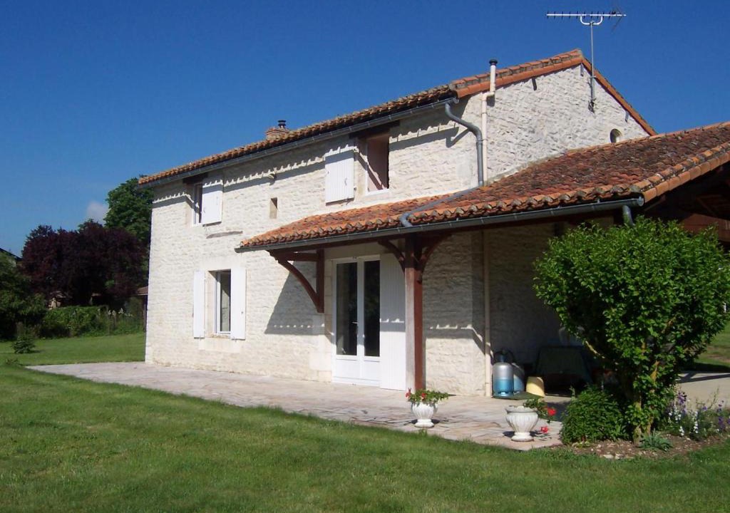 Massognes House | Le gîte de battreau