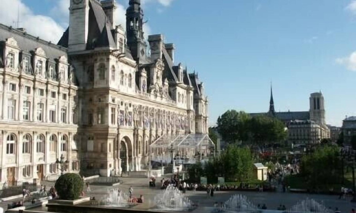 Saint-Merri Apartment | Luxury apartment at the heart of Paris Rent