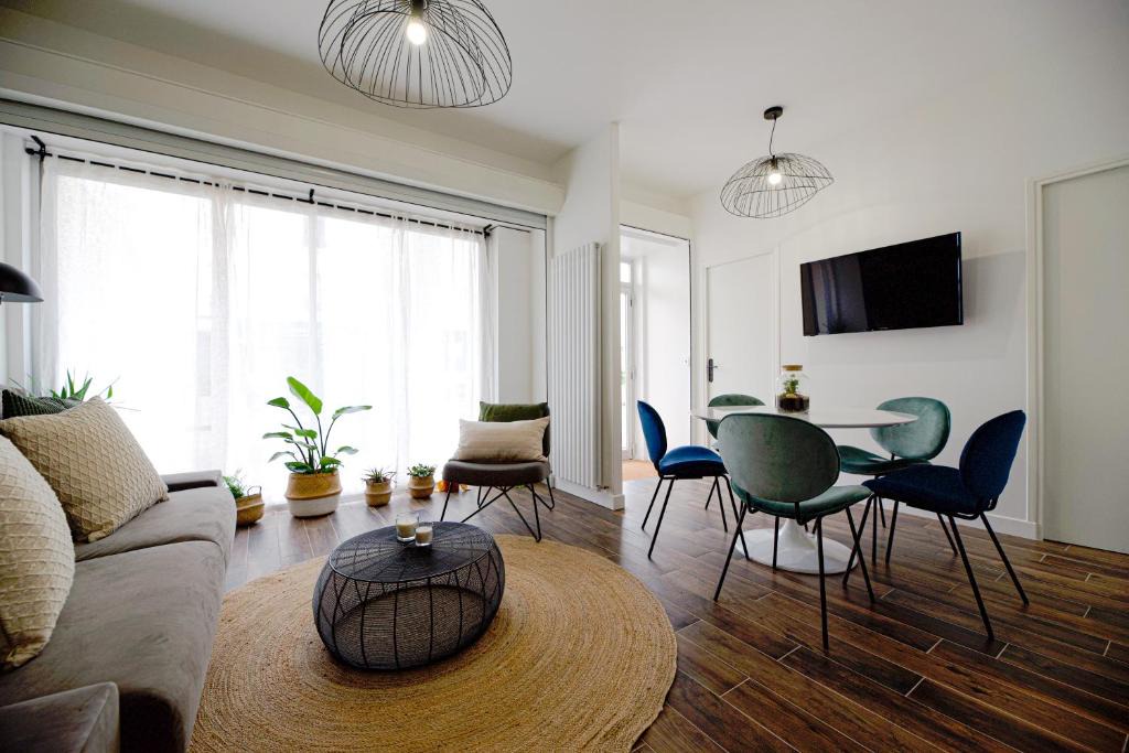 Grenelle Apartment | Luxury home near Tour Eiffel