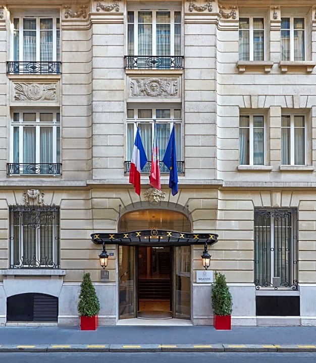Chaillot Hotel | Majestic Apartments Champs Elysées