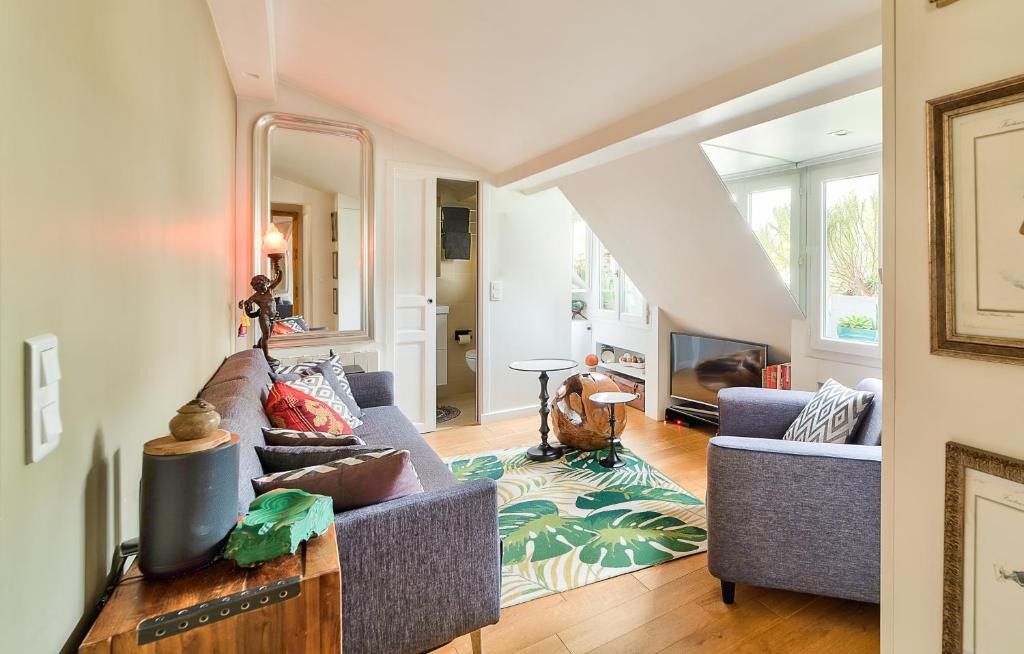 Quartier Sainte-Avoye Apartment | MARAIS CHIC heart of Paris, premium location !