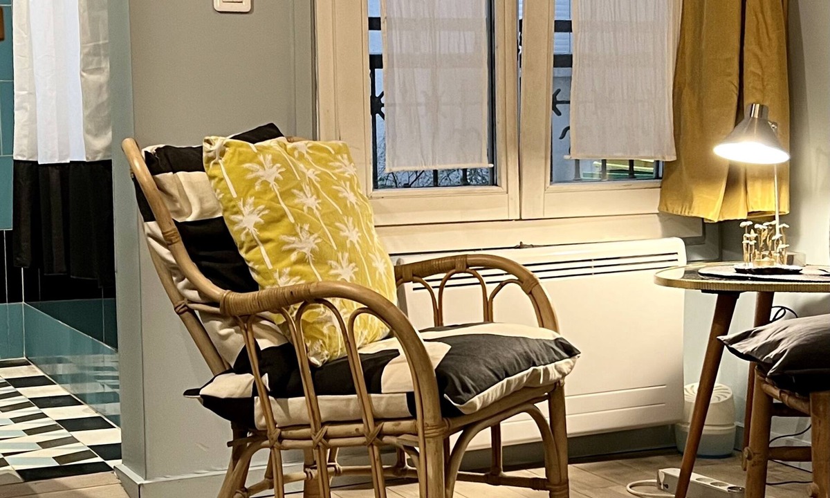Montparnasse Apartment | PROMO/Cozy, central studio in a lively neighborhood.