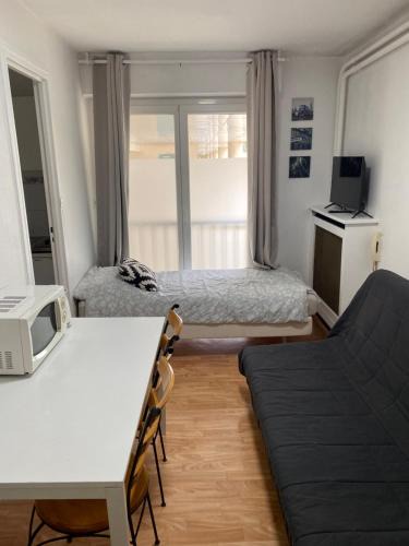 12th Arrondissement Apartment | Studio cosy en plein cœur de Paris
