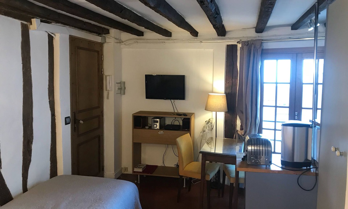 Marais Apartment | Studio in Paris, Marais